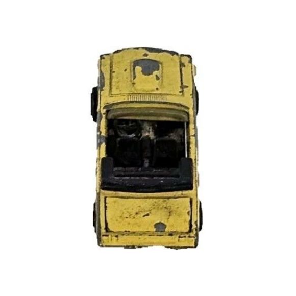 1979 KIDCO 1965 FORD MUSTANG YELLOW CONVERTIBLE 1:64 SCALE Trunk Opens - Picture 4 of 4